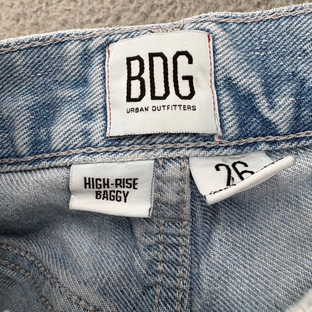 BDG Urban Outfitters High Rise Baggy Jeans Light Wash Size 26 - Picture 13 of 16